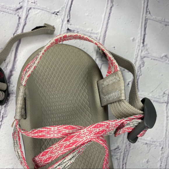 Size 8 chacos - Picture 5 of 7